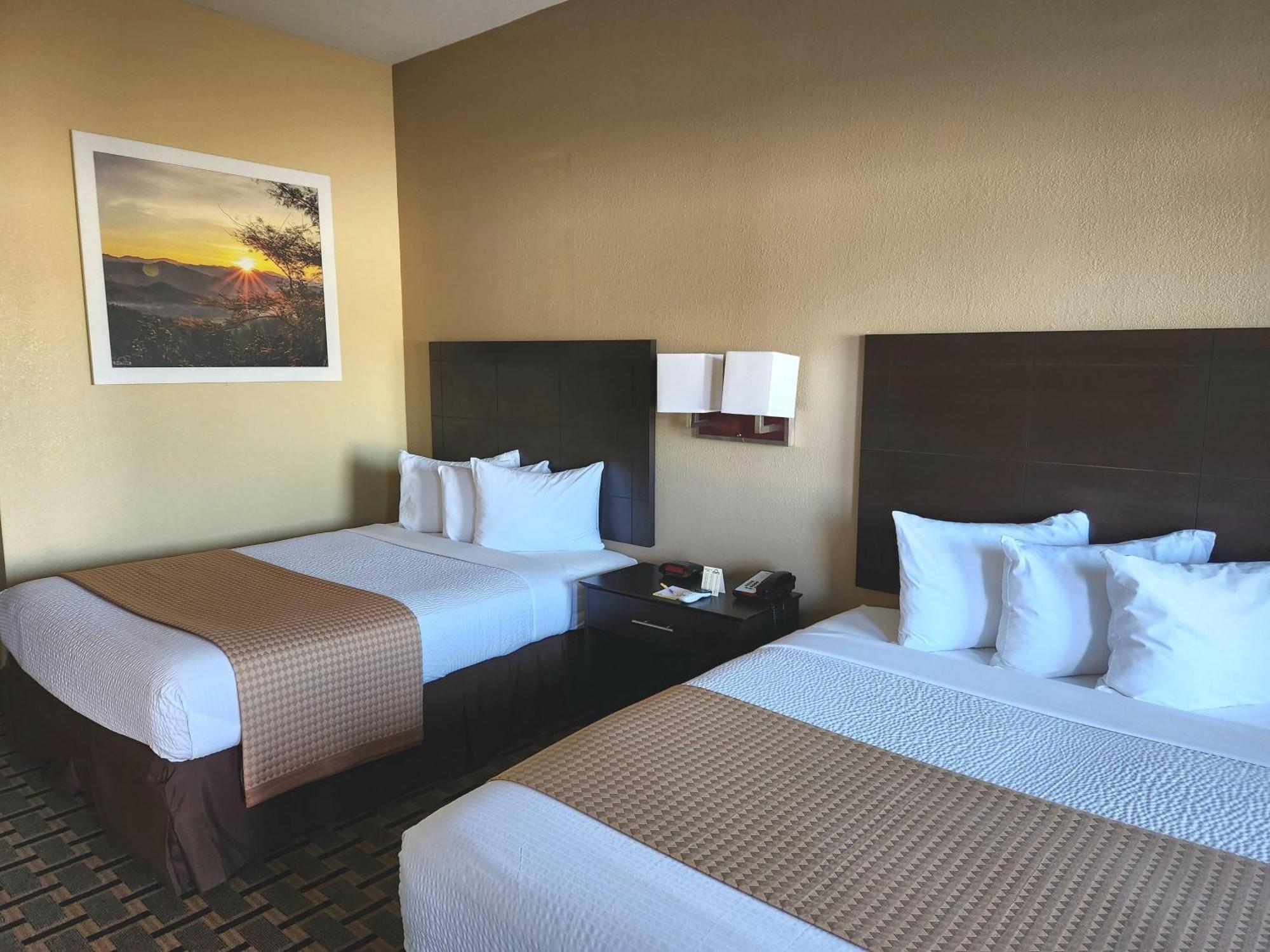 Days Inn By Wyndham Baytown East Exterior photo
