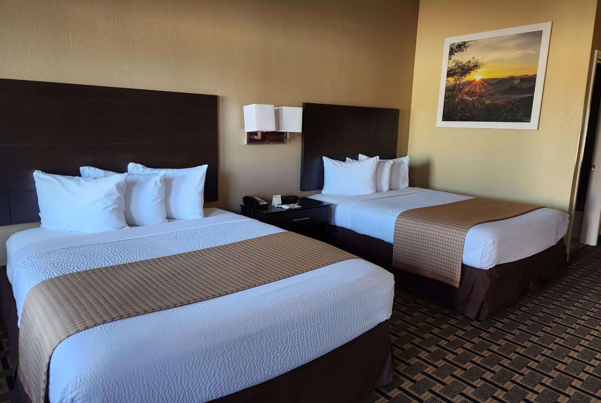 Days Inn By Wyndham Baytown East Exterior photo